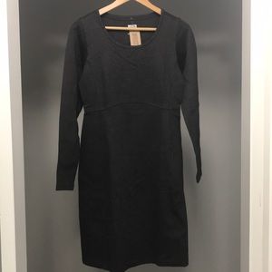 Duluth Trading Co grey dress